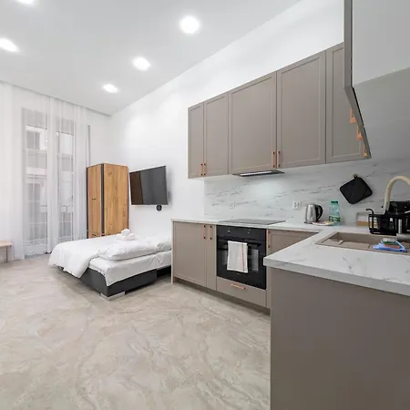 Rynek With Balcony By Bookinghost * Vratislav