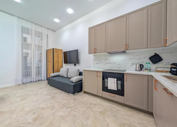 Rynek With Balcony By Bookinghost Apartmán