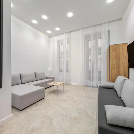 Rynek With Balcony By Bookinghost