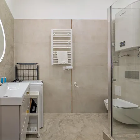 Апартаменты Rynek With Balcony By Bookinghost *